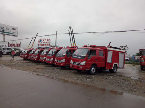 8臺水罐消防車發往江西 8臺水罐消防車發往江西